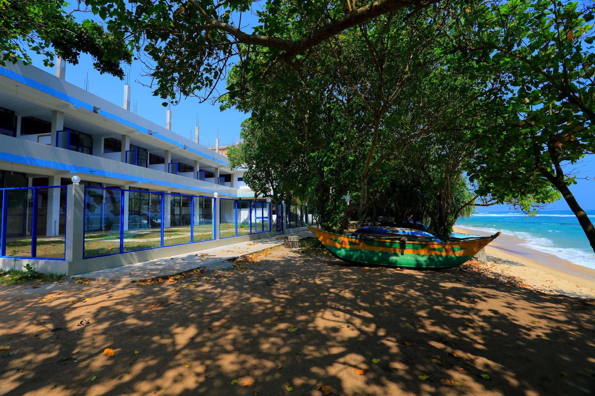 Paradise Beach Resort & Diving School Mirissa Zewnętrze zdjęcie